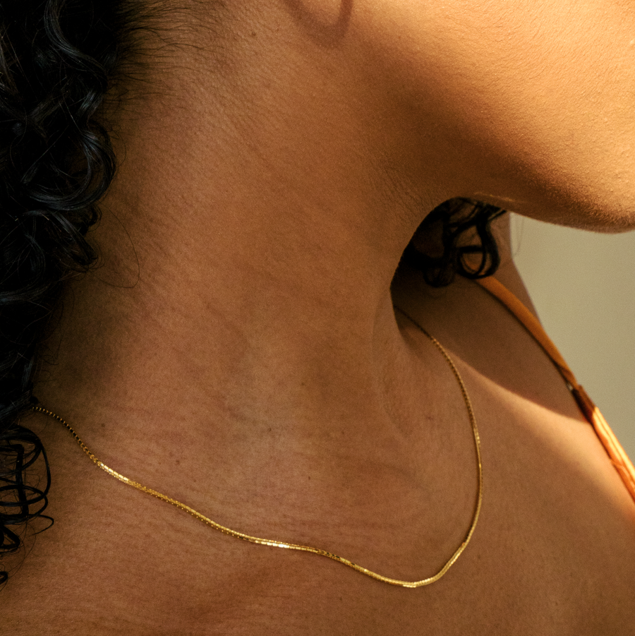 18 KARAT YELLOW GOLD BOX CHAIN