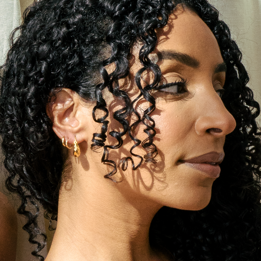 22 KARAT GOLD RADIANT HOOPS